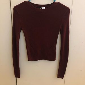 Burgundy light sweater